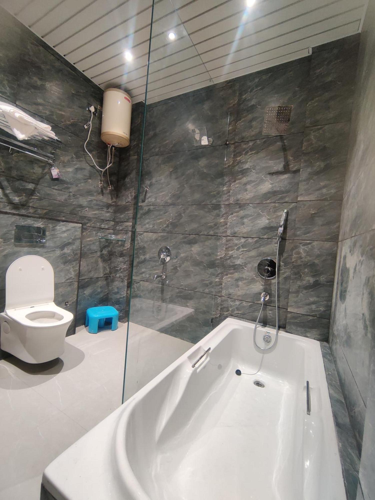 Hotel Mountain View Nashik Zewnętrze zdjęcie